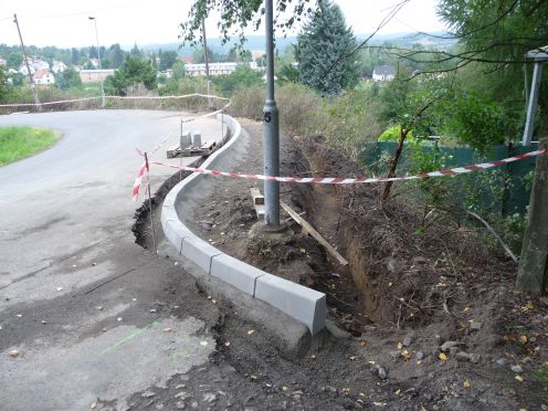 Senohrabská - první obruby do ulice Pod Ježovem